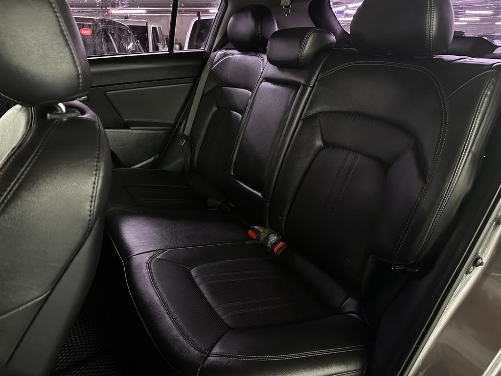 KIA Sportage - Vista 10