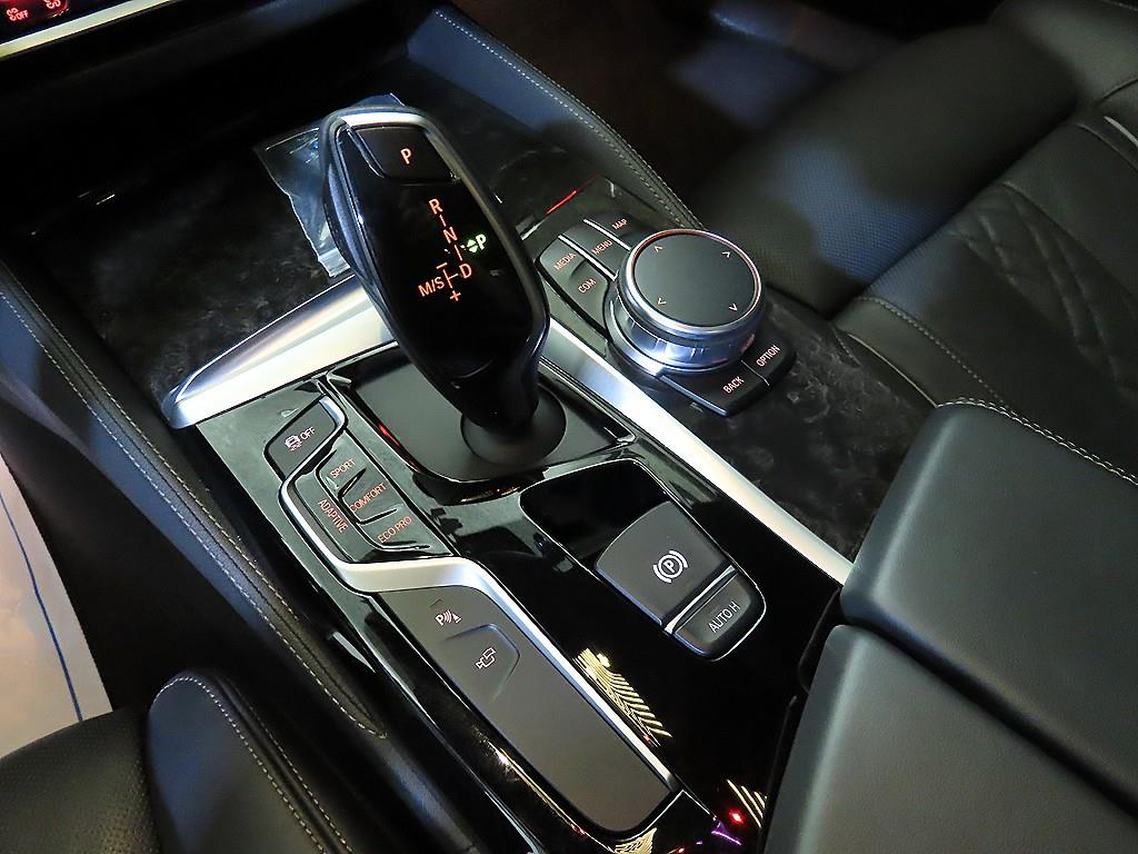 BMW 5 Series - Vista 12