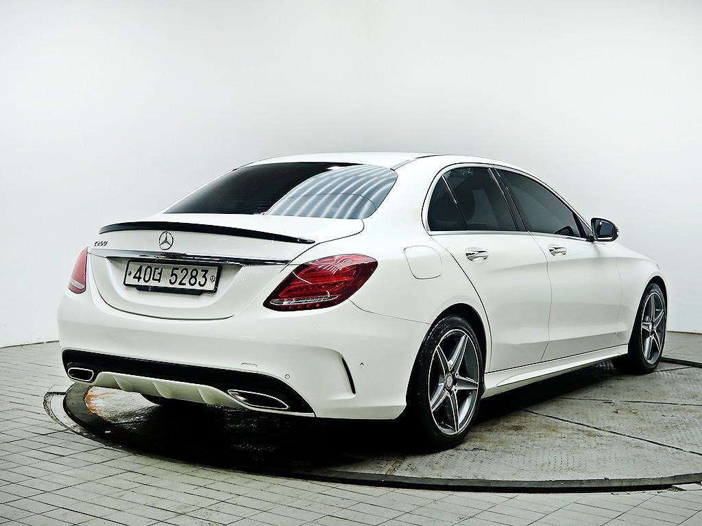 Mercedes Benz C Class - Vista 7