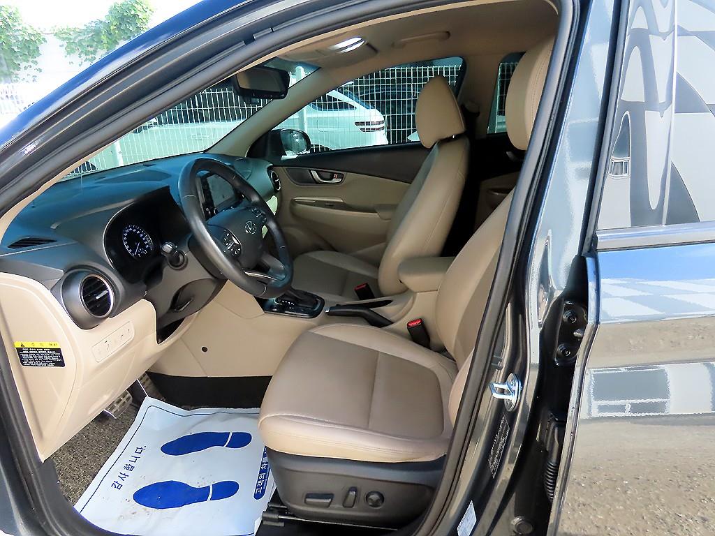 HYUNDAI Kona - Vista 6