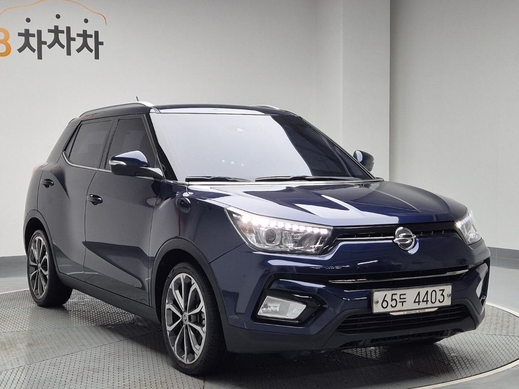 Ssangyong Tivoli - Vista 4