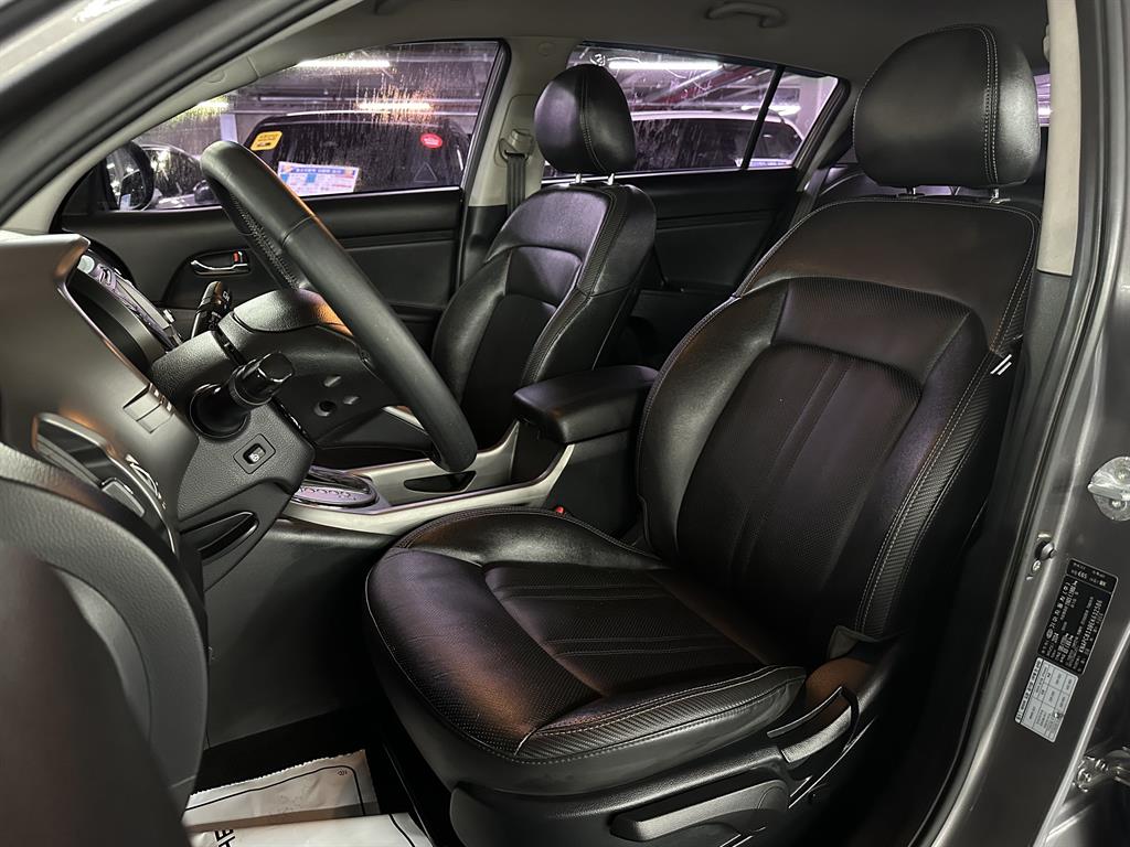 KIA Sportage - Vista 9