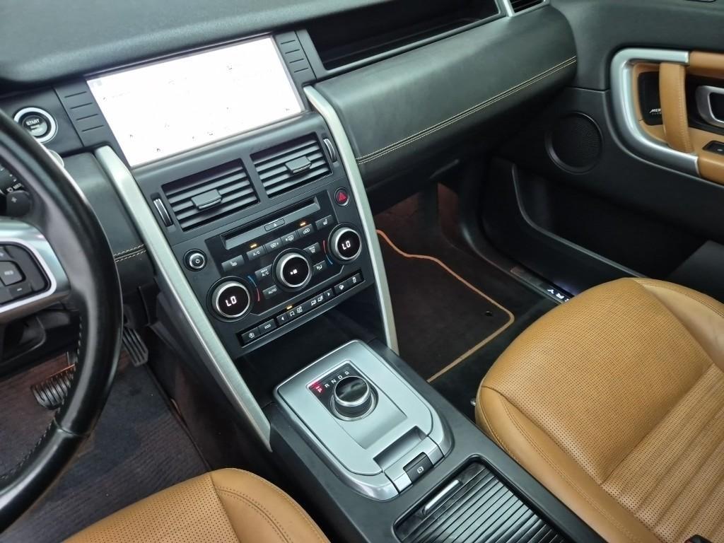 Land Rover Discovery Sports - Vista 10