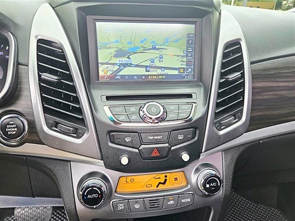 Ssangyong Korando - Vista 10
