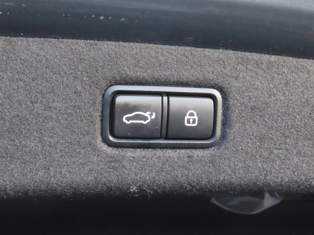 Genesis EQ900 2016 - Importación desde Corea - HF Imports Iquique - Foto 7