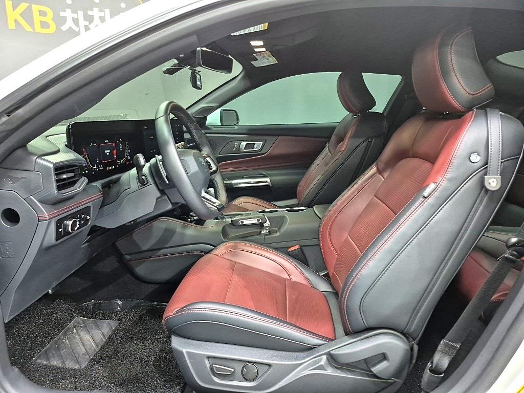 Ford Mustang - Vista 8