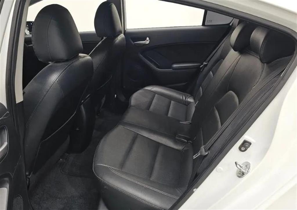 KIA K3 2013 Blanco - Importación desde Corea - HF Imports Iquique - Foto 10