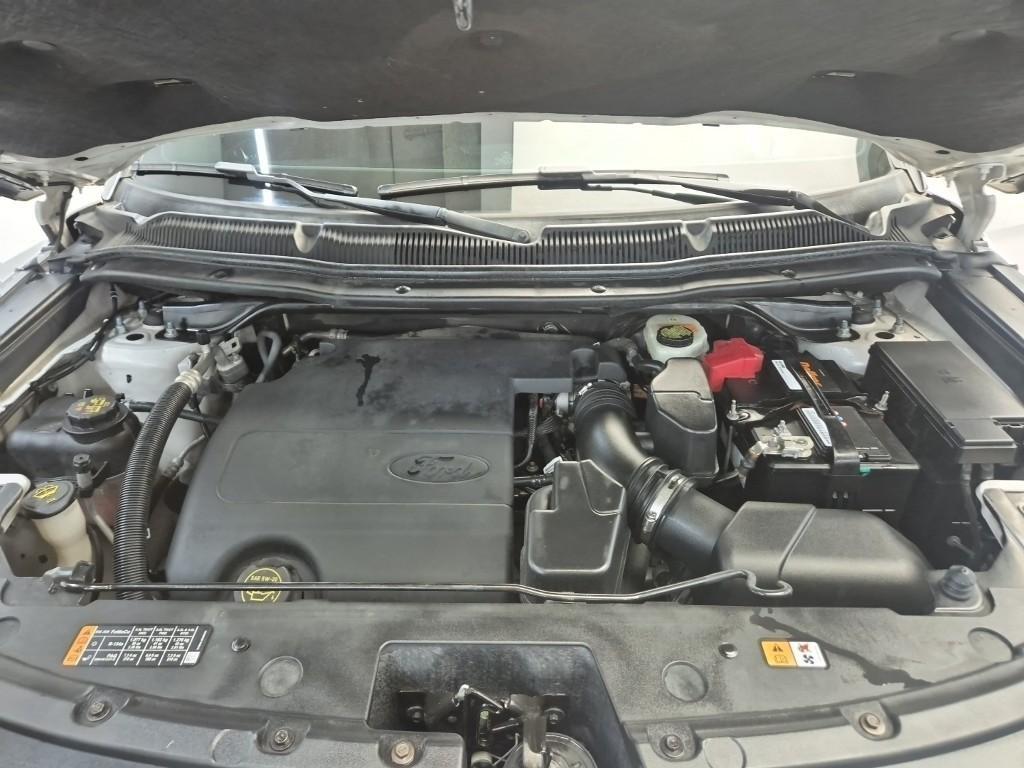 Ford Explorer - Vista 5