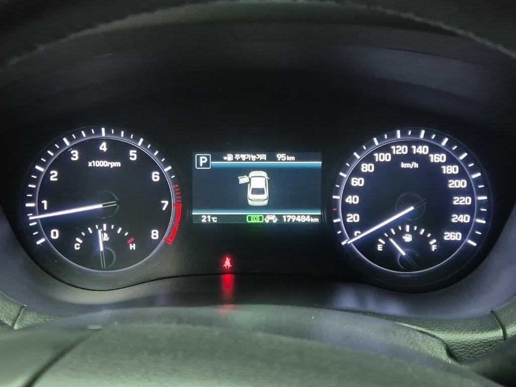 Genesis G80 - Vista 6