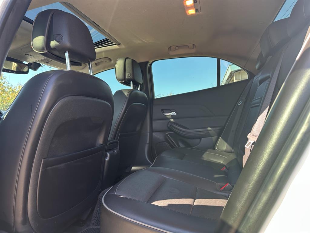 Chevrolet Malibu 2013 Blanco - Importación desde Corea - HF Imports Iquique - Foto 13