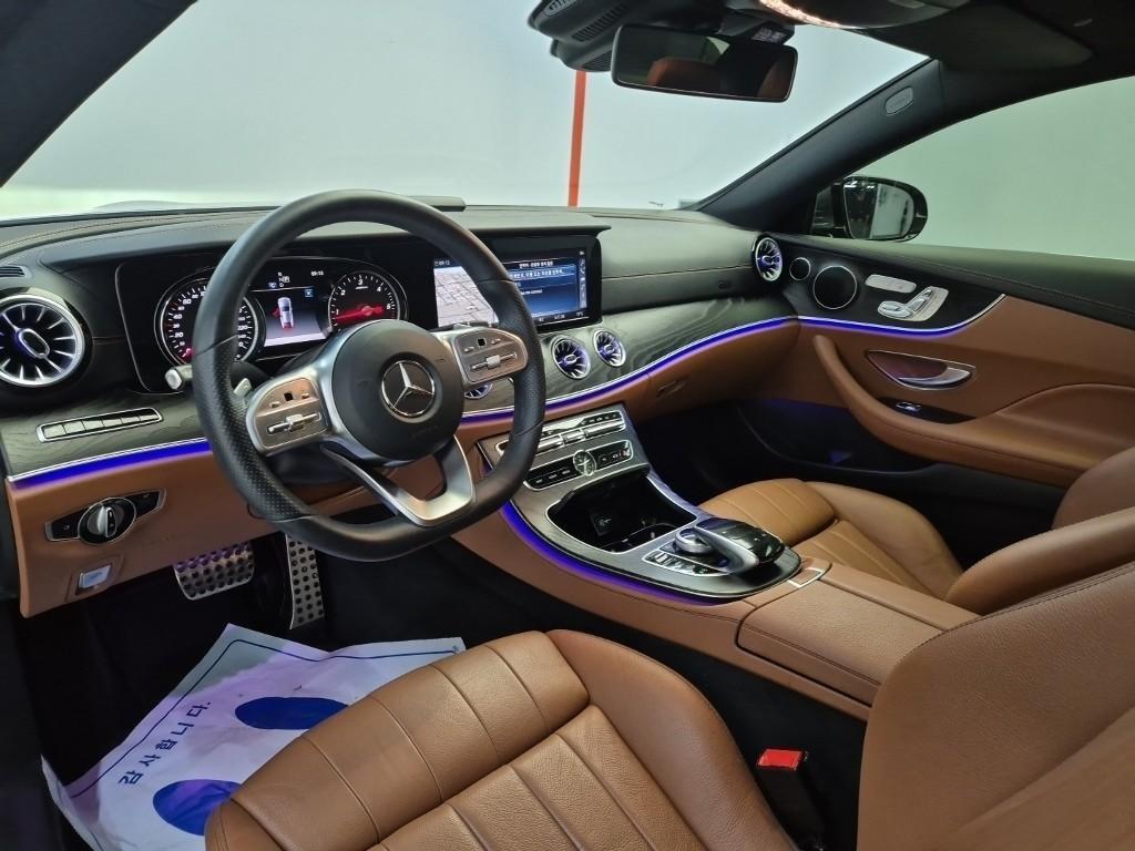 Mercedes Benz E class - Vista 7