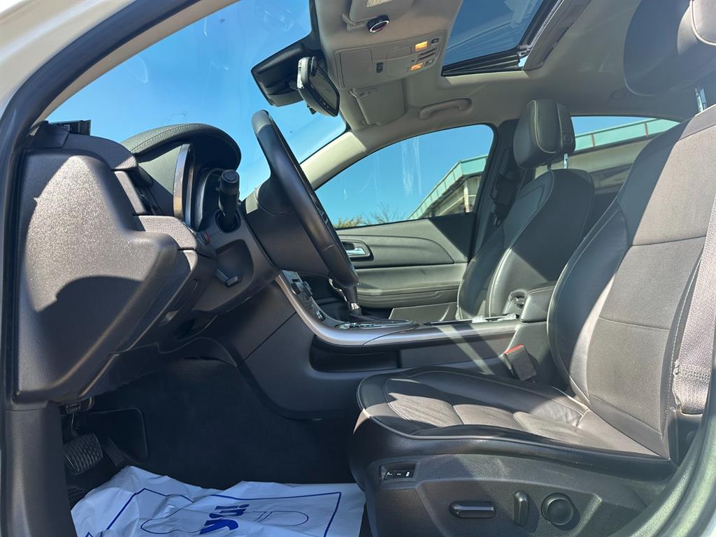 Chevrolet Malibu - Vista 12