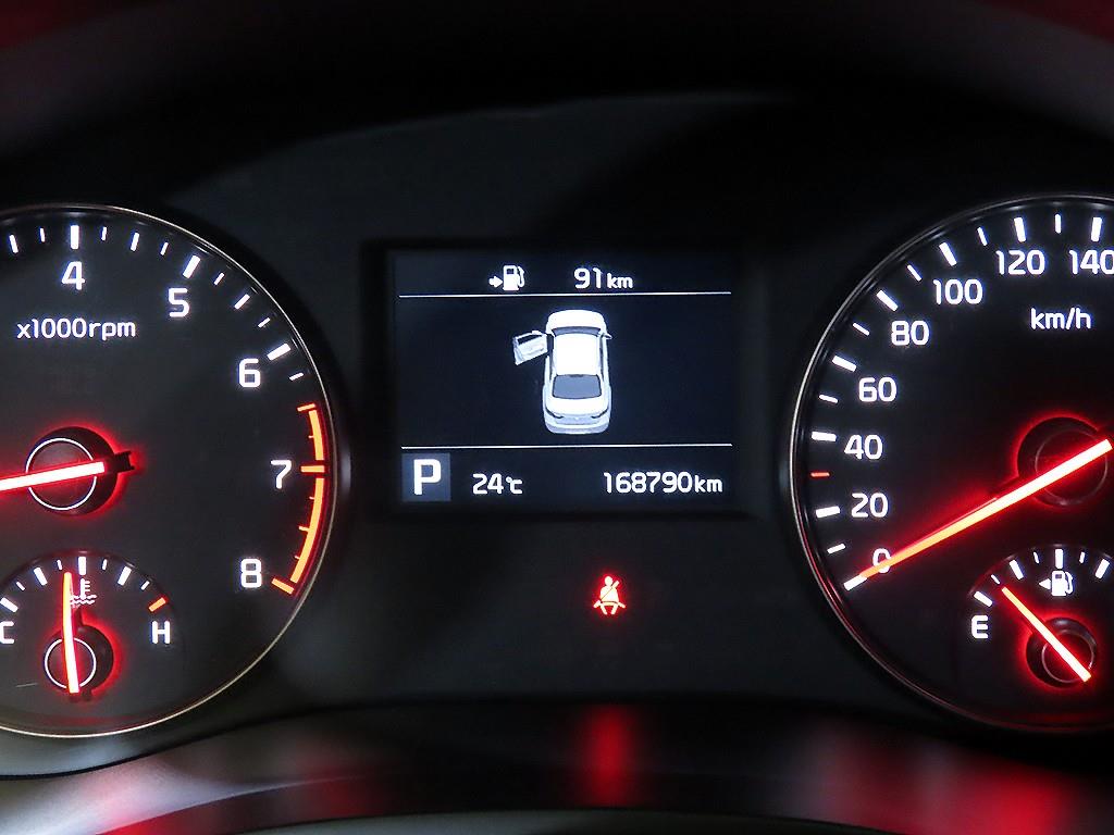 KIA K7 - Vista 9
