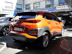 HYUNDAI Kona - Vista 8