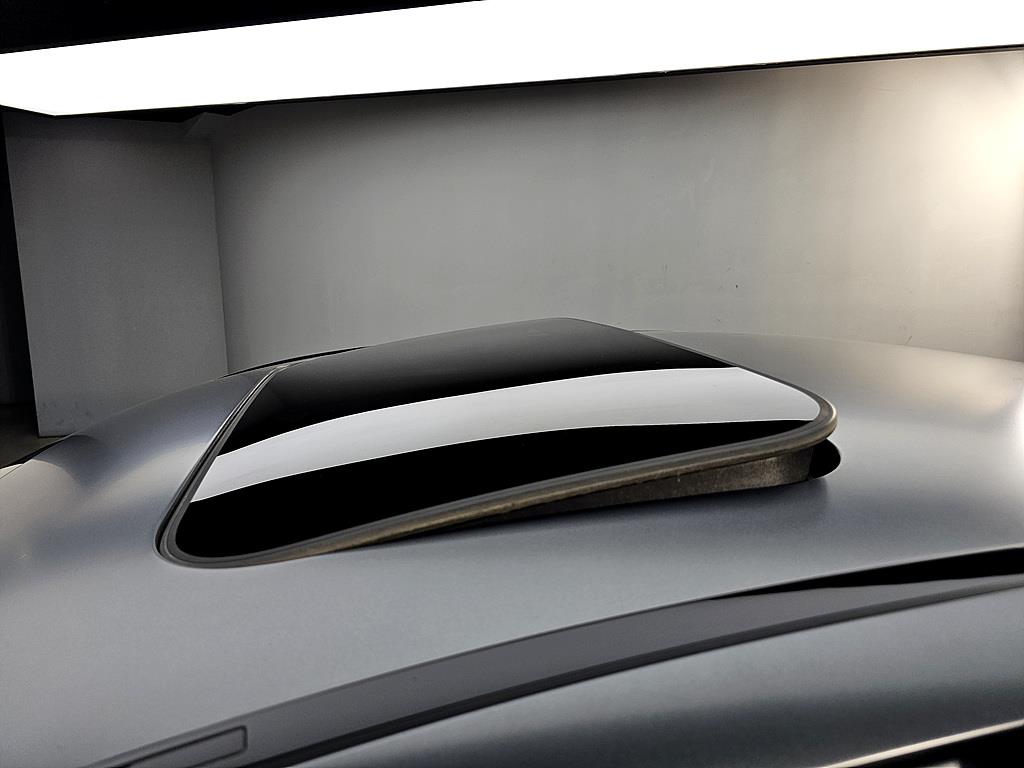 Mercedes Benz E class - Vista 12