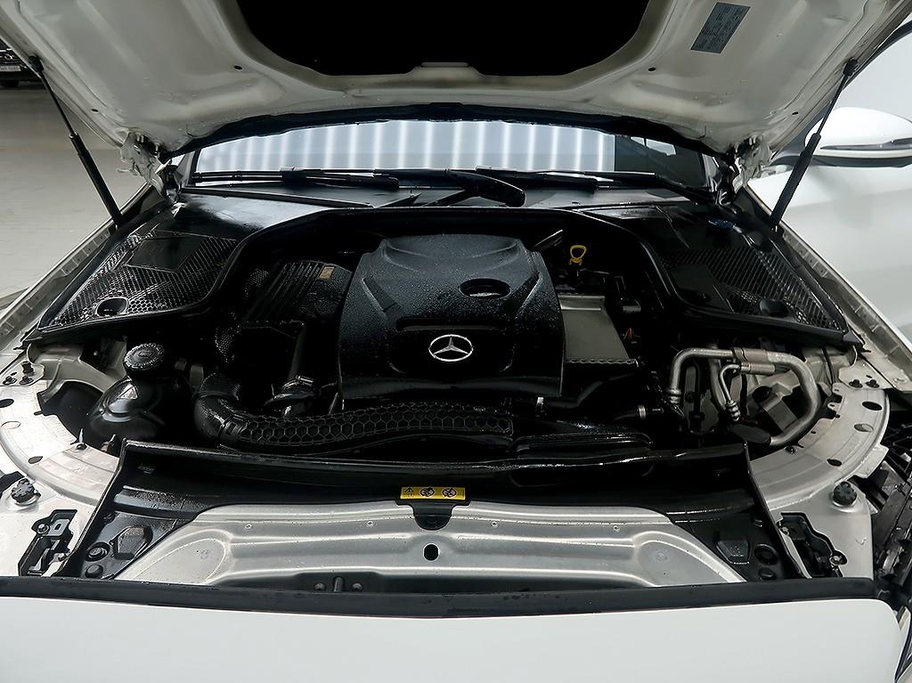 Mercedes Benz C Class 2017 Blanco - Importación desde Corea - HF Imports Iquique - Foto 7