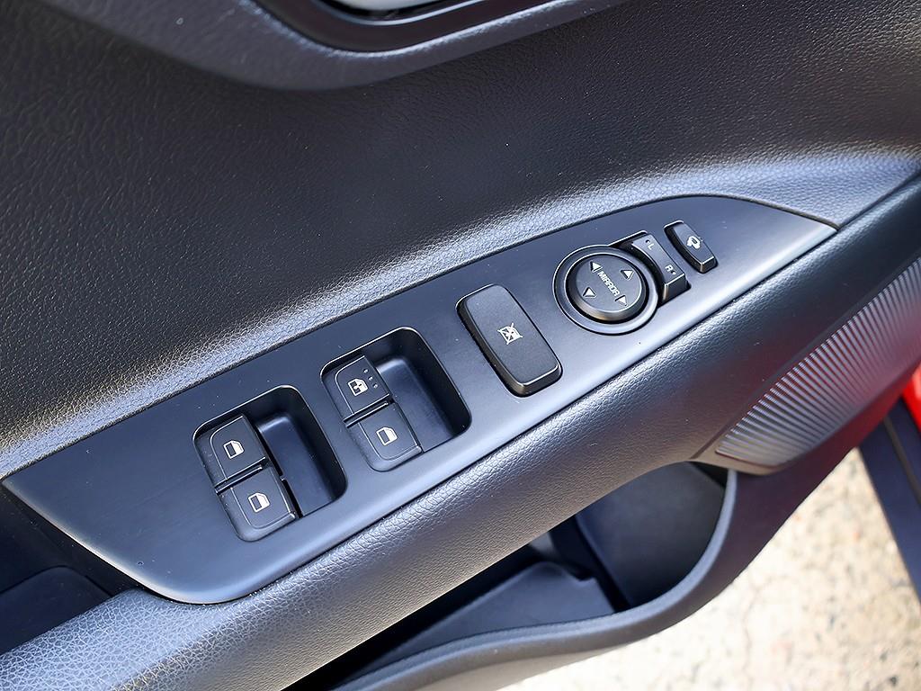 KIA Stonic 2018 Rojo - Importación desde Corea - HF Imports Iquique - Foto 13