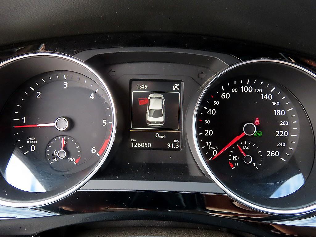 Volkswagen Jetta - Vista 8