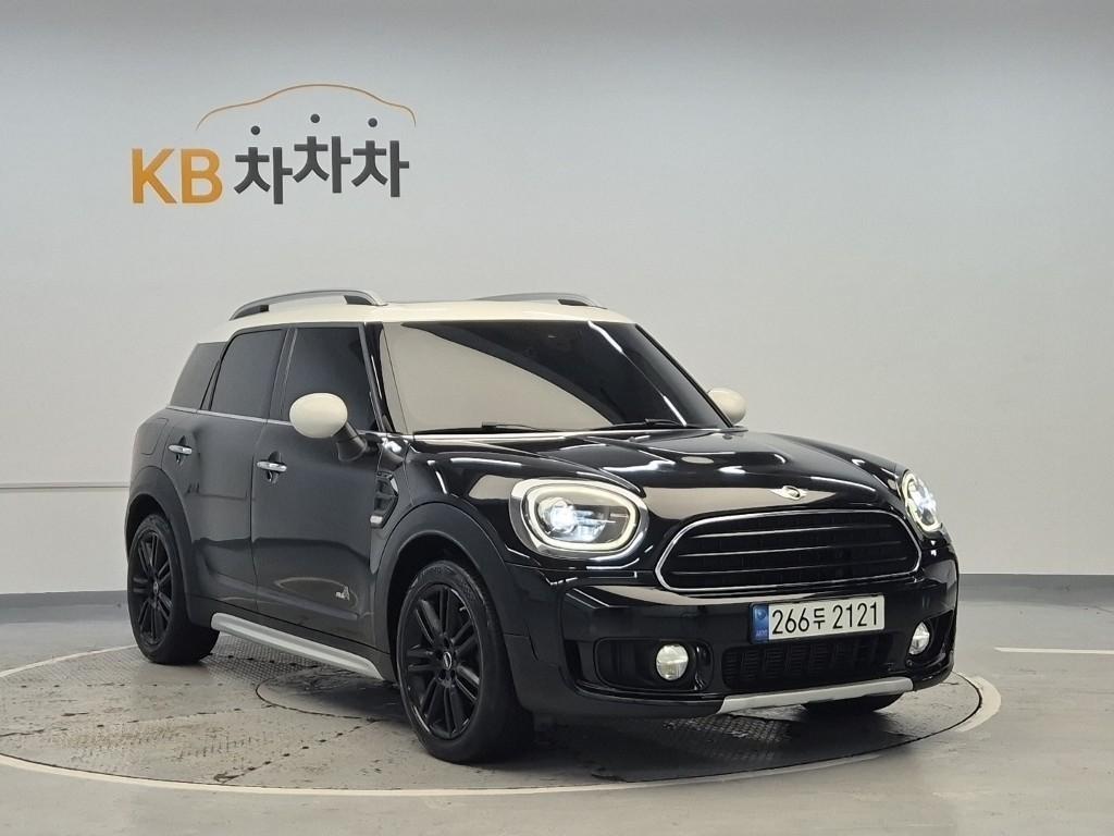 Mini Countryman - Vista 4