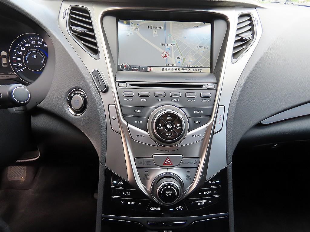 HYUNDAI Grandeur 2012 Negro - Importación desde Corea - HF Imports Iquique - Foto 13