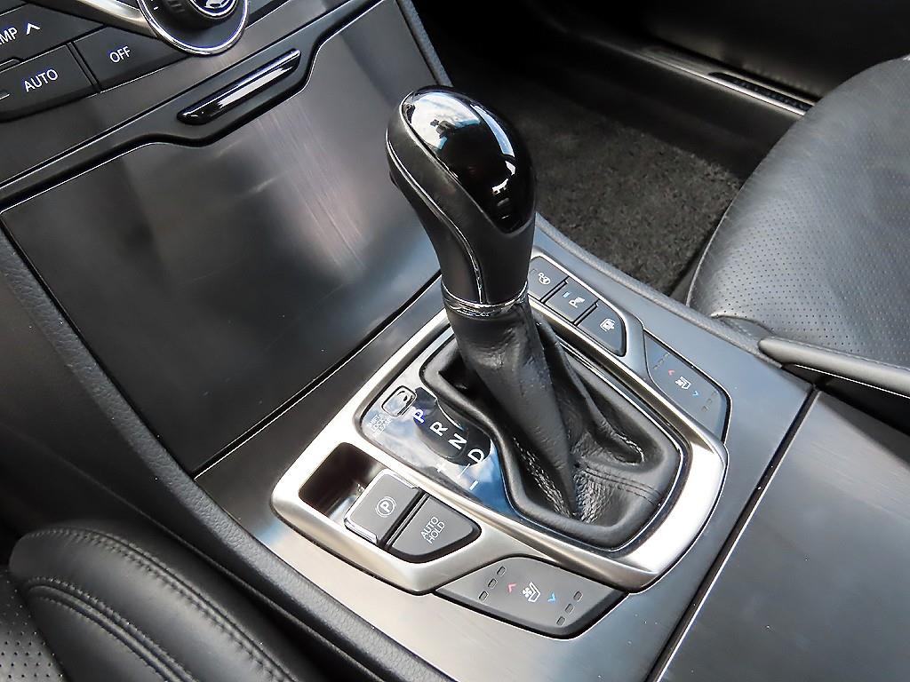 HYUNDAI Grandeur - Vista 10