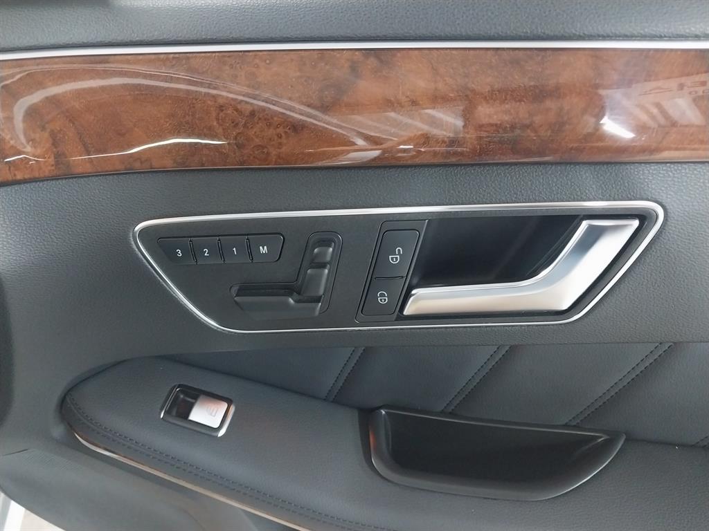 Mercedes Benz E class 2012 Plateado - Importación desde Corea - HF Imports Iquique - Foto 17