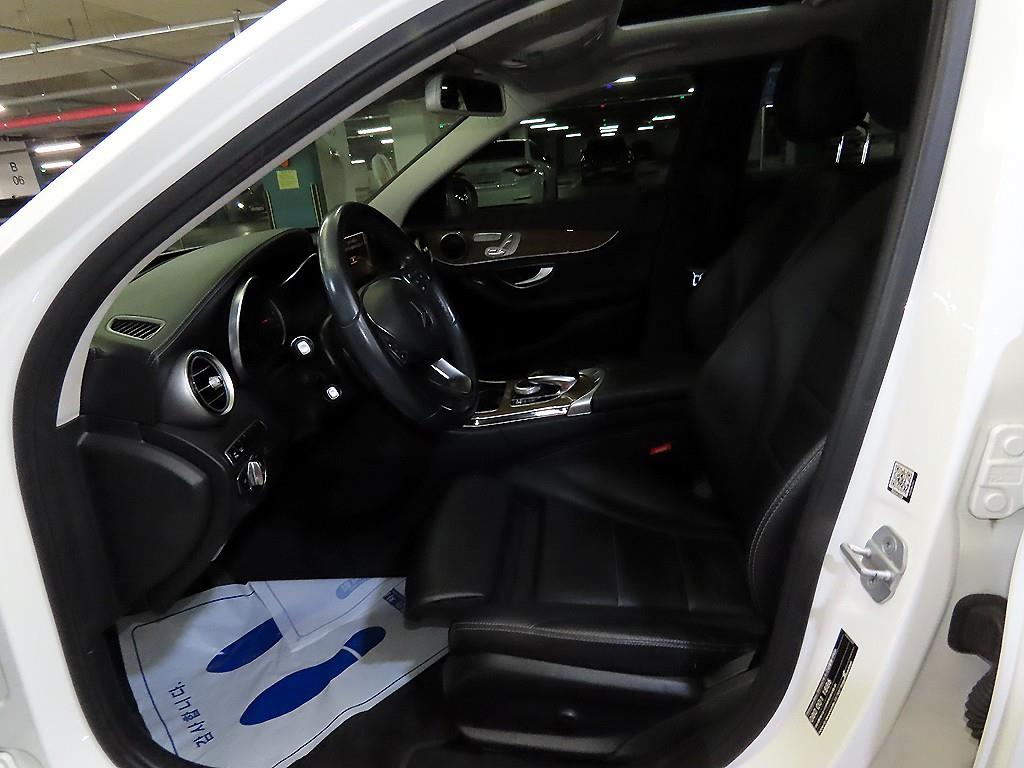 Mercedes Benz C Class - Vista 6