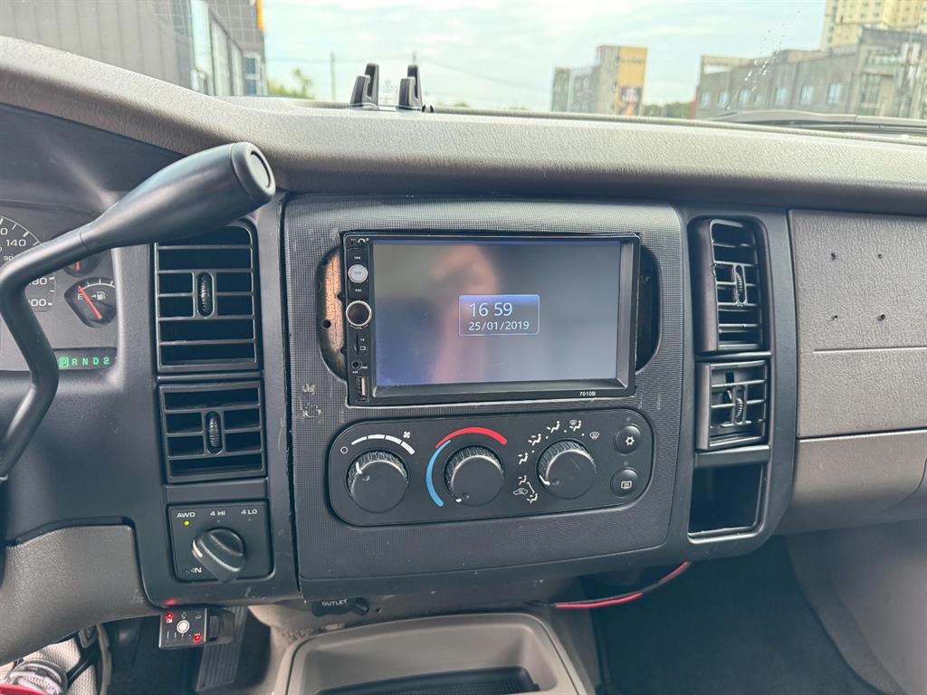 DODGE Dakota - Vista 11