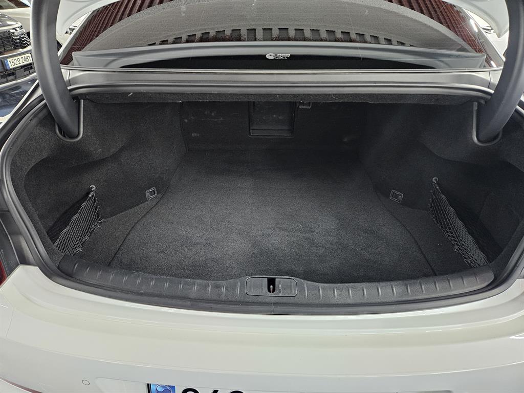 Genesis G80 - Vista 5