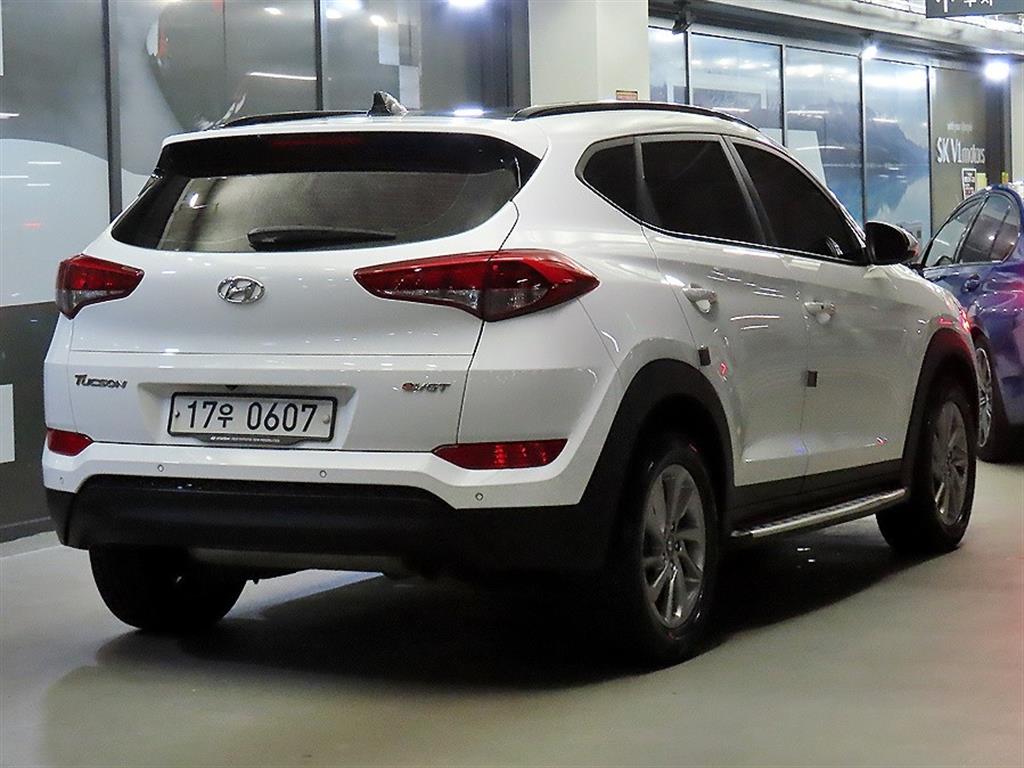 HYUNDAI Tucson - Vista 3