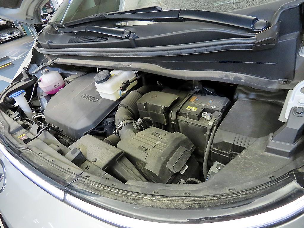 HYUNDAI Staria 2023 Plateado - Importación desde Corea - HF Imports Iquique - Foto 19