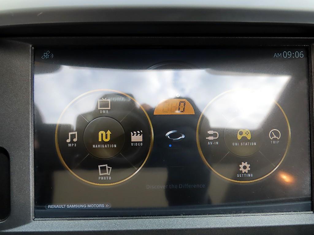 SAMSUNG QM5 2012 Plateado - Importación desde Corea - HF Imports Iquique - Foto 14