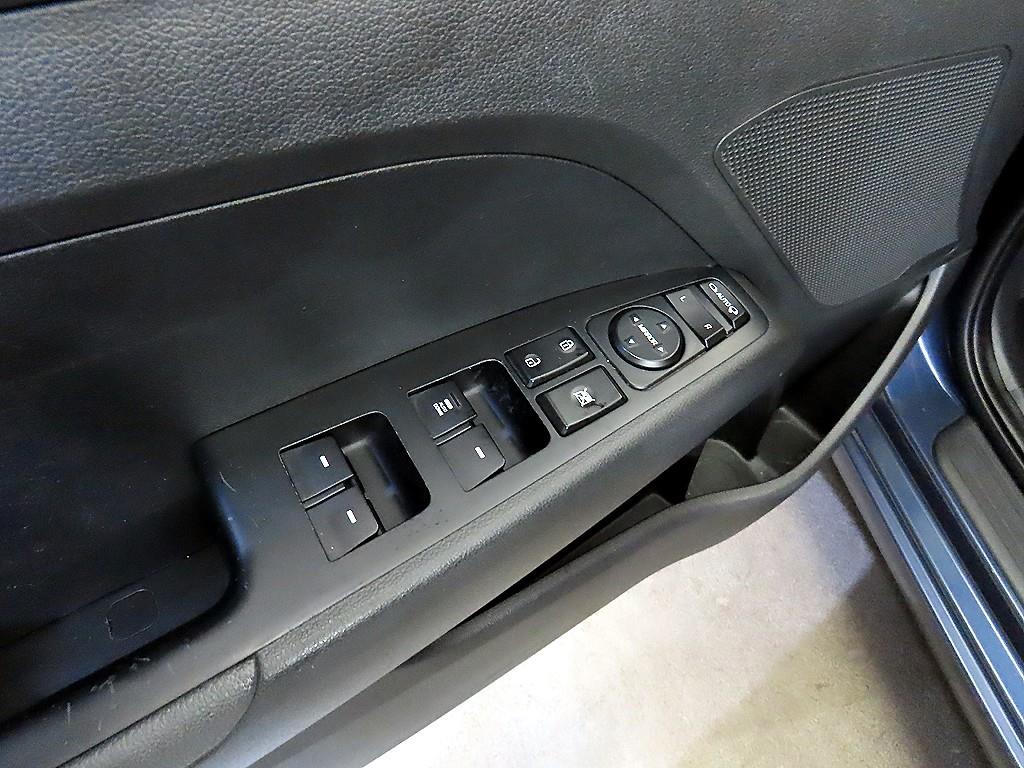 HYUNDAI Avante 2017 Azul - Importación desde Corea - HF Imports Iquique - Foto 13