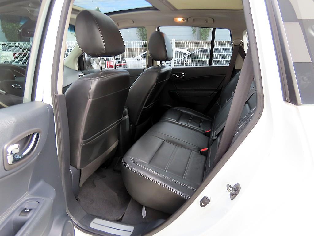 SAMSUNG QM5 - Vista 6