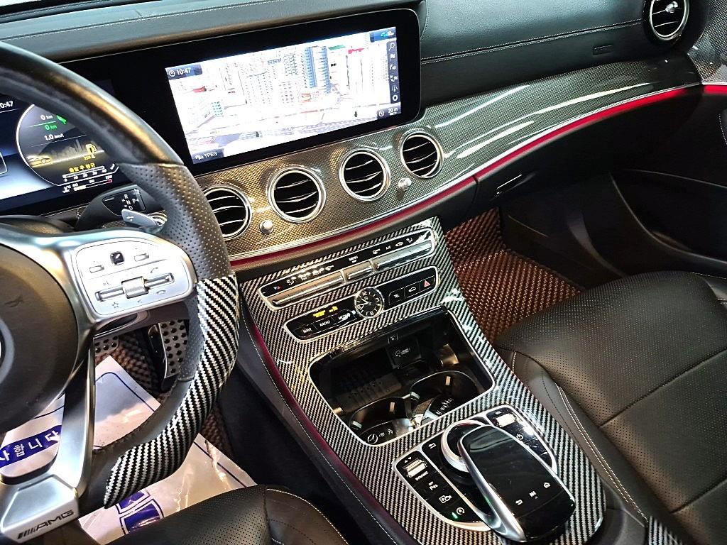 Mercedes Benz E class - Vista 10