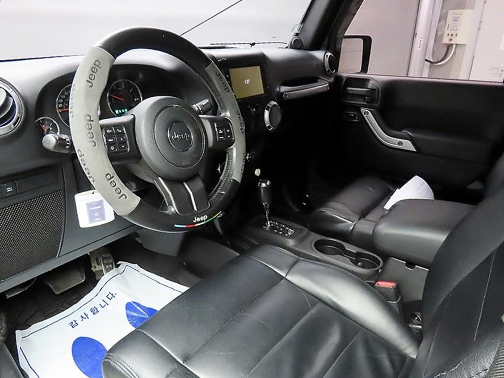 Jeep Wrangler - Vista 7