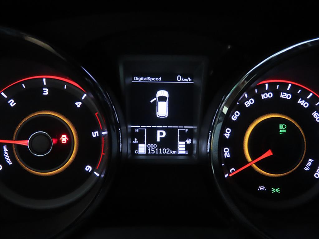 Ssangyong Tivoli - Vista 8