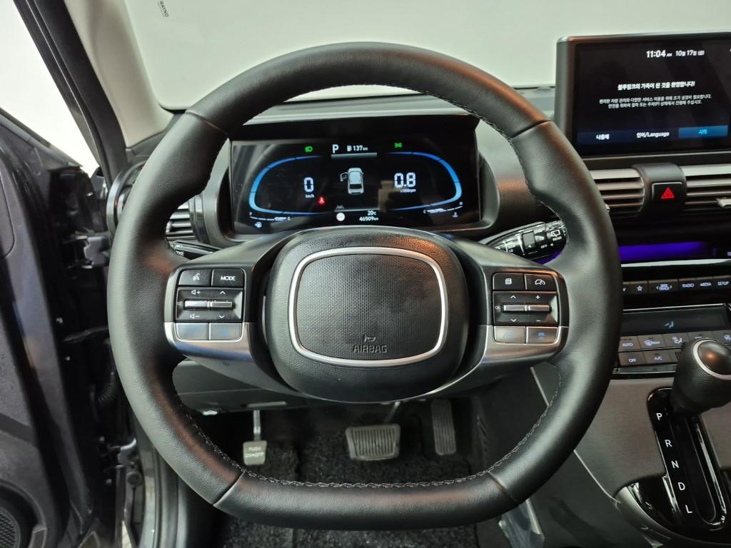 HYUNDAI Casper - Vista 9