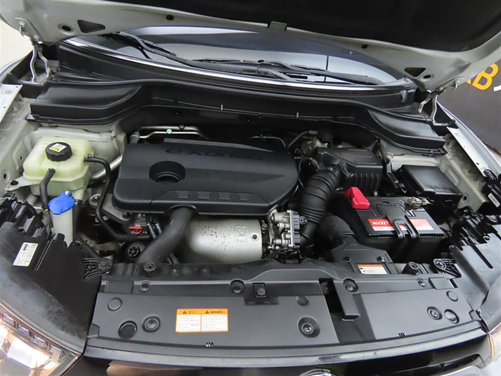 Ssangyong Tivoli 2018 Plateado - Importación desde Corea - HF Imports Iquique - Foto 19