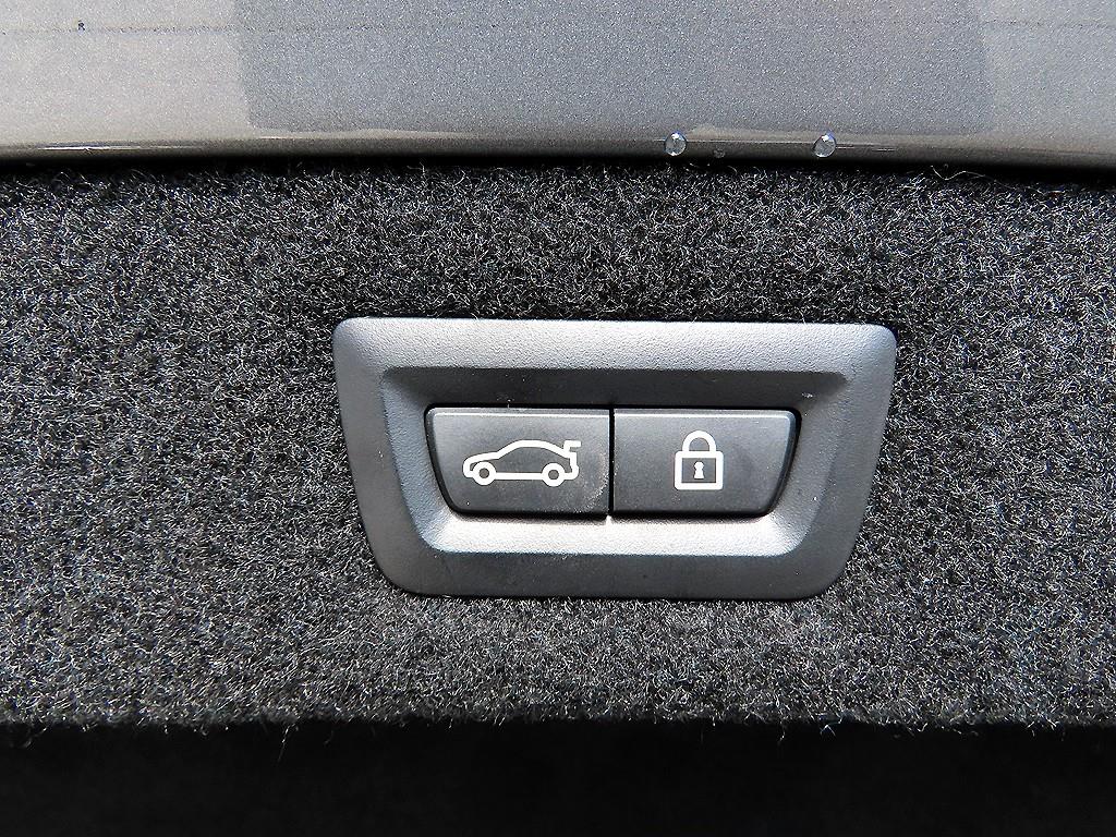 BMW 8 Series 2023 Gris - Importación desde Corea - HF Imports Iquique - Foto 17