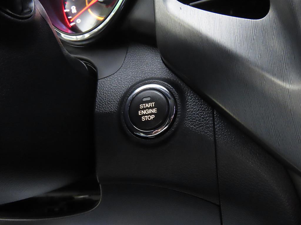 Ssangyong Tivoli - Vista 11