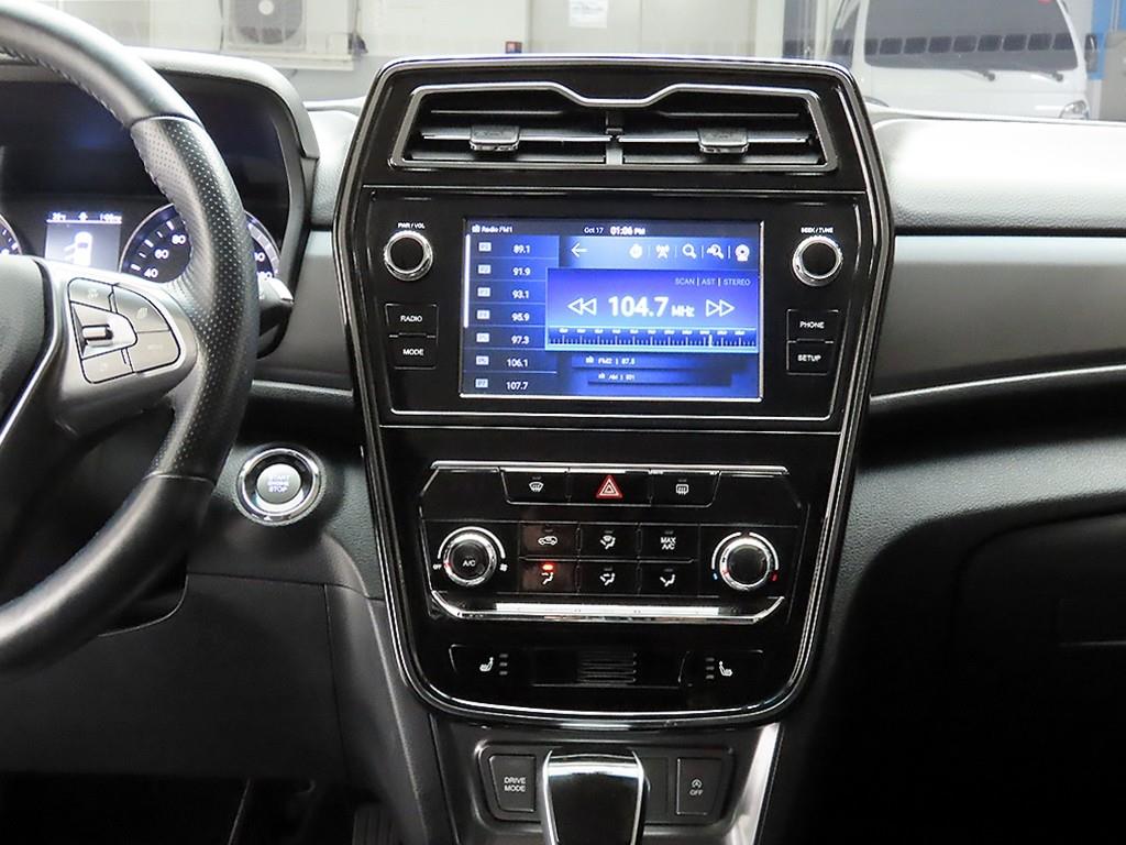 Ssangyong Tivoli - Vista 9