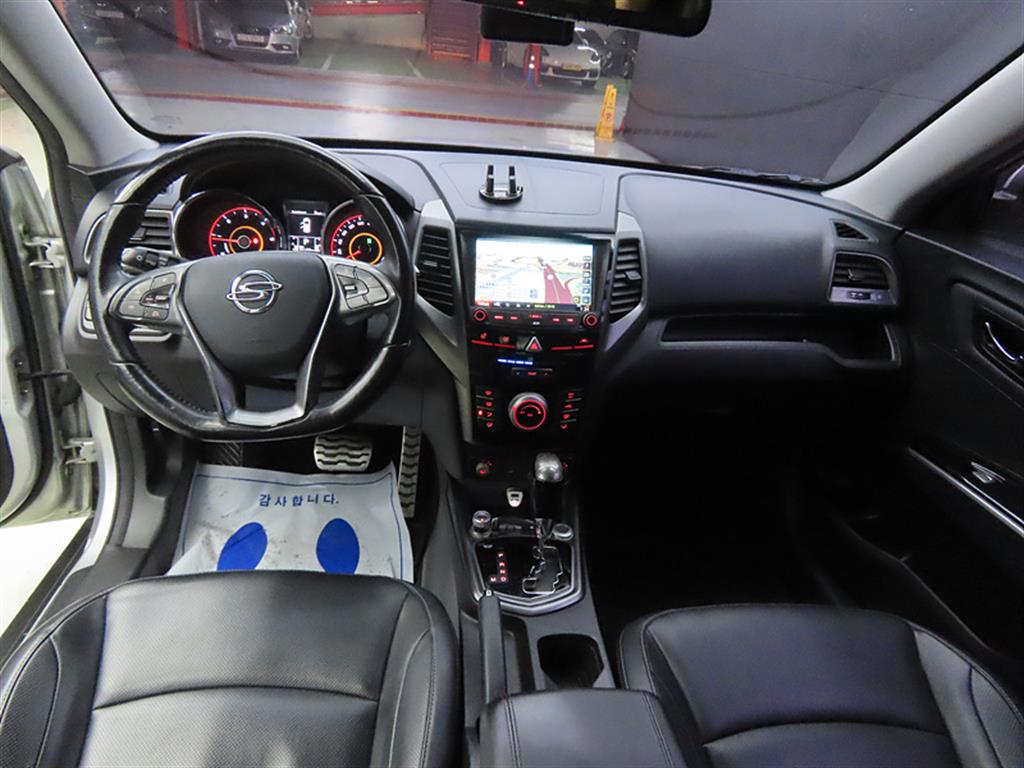 Ssangyong Tivoli - Vista 7