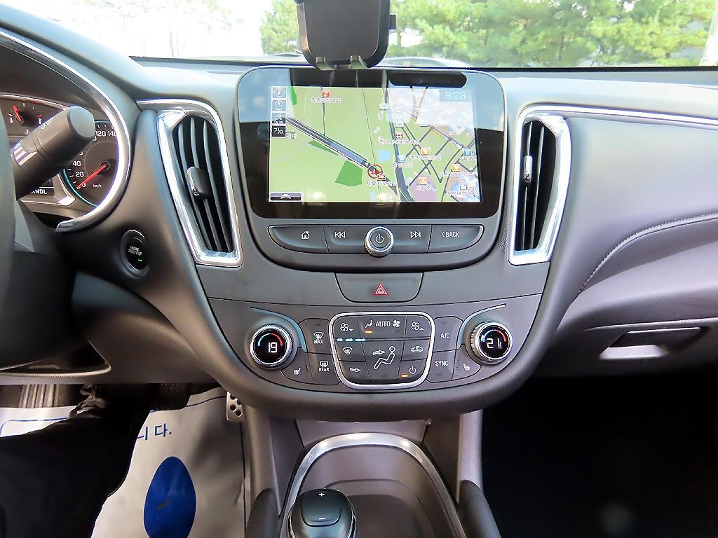 Chevrolet Malibu 2017 Gris - Importación desde Corea - HF Imports Iquique - Foto 13