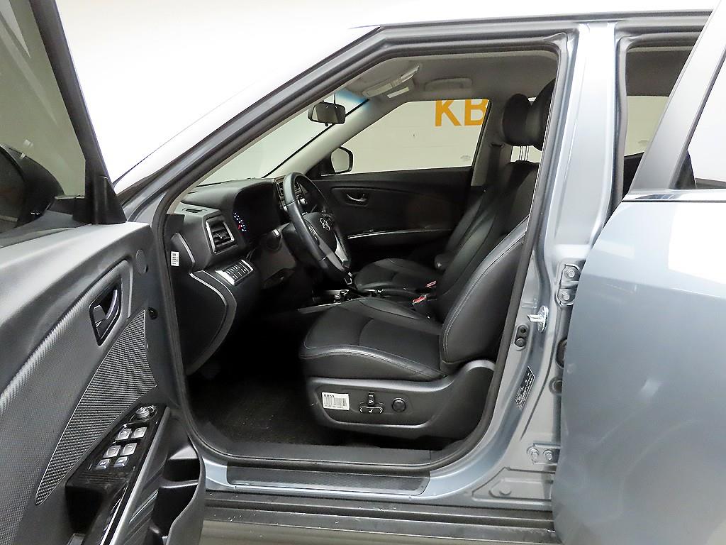 Ssangyong Tivoli 2022 Gris - Importación desde Corea - HF Imports Iquique - Foto 13