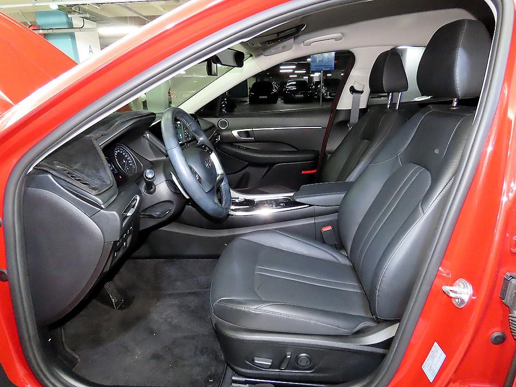 HYUNDAI Sonata - Vista 6