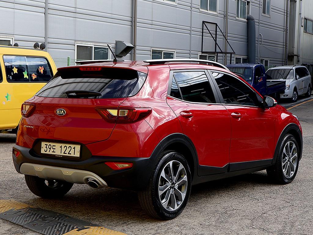 KIA Stonic - Vista 7