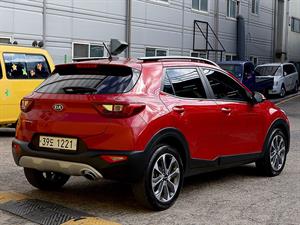 KIA Stonic - Vista 8