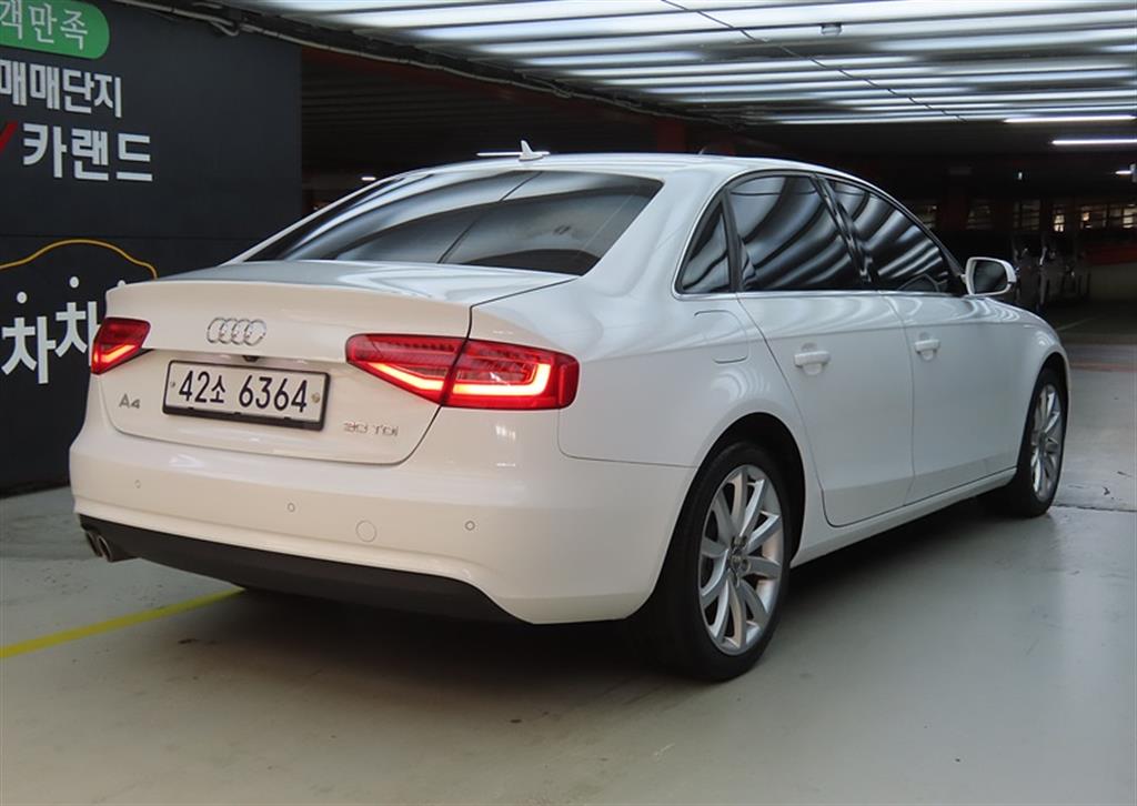 Audi A4 - Vista 4