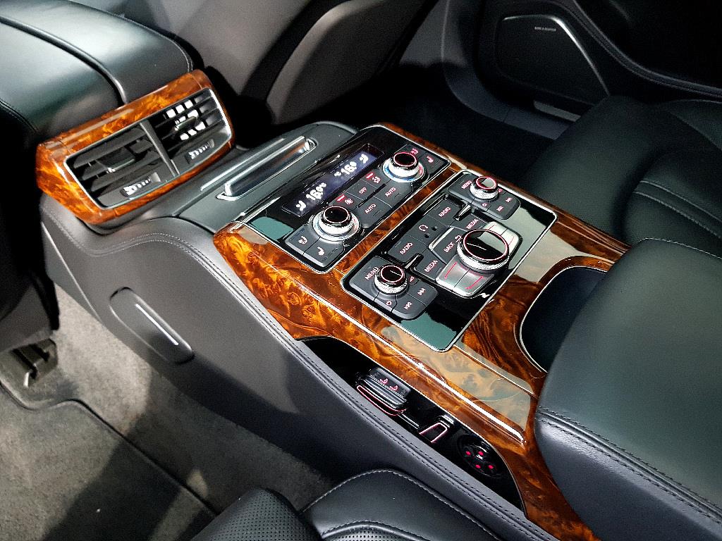 Audi A8 - Vista 11